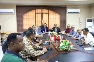 وزير الكهرباء يباشر تعزيز القدرات التوليدية في لحج