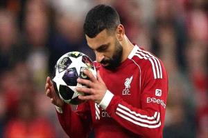 محمد صلاح يودّع ليفربول بعد عقد من التألق