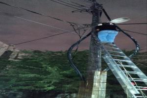 خورمكسر تضيء شوارعها بـLED تحت إشراف الزهري