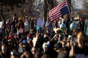 9 آلاف أمريكي يغادرون الشرق الأوسط بعد تصعيد الهجوم على إيران