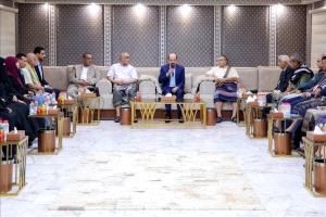 الزنداني: إصلاح التعليم مفتاح تعافي اليمن وبناء الدولة يبدأ من المدرسة والجامعة