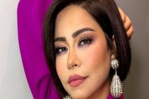 شيرين عبد الوهاب تنقل للمستشفى.. ومحكمة مصرية تؤجل قضية سرقة لحن "على بالي"
