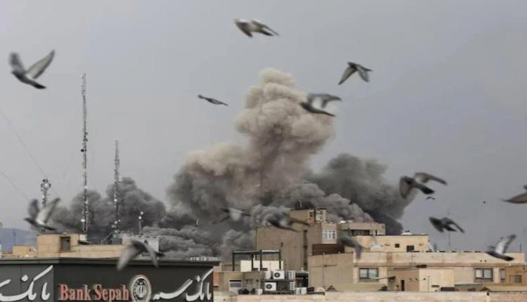 مقتل 14 عنصراً من الحرس الثوري الإيراني جراء انفجار بقايا قنابل