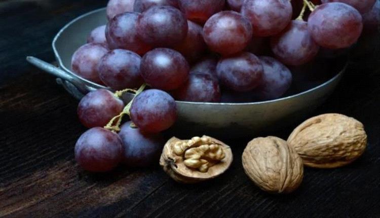 فواكه ومكسرات قد تدعم صحة الكبد وتقلل مخاطر الدهون