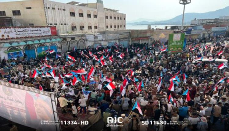 حضرموت تؤكد دعمها للزبيدي في فعاليات جماهيرية حاشدة