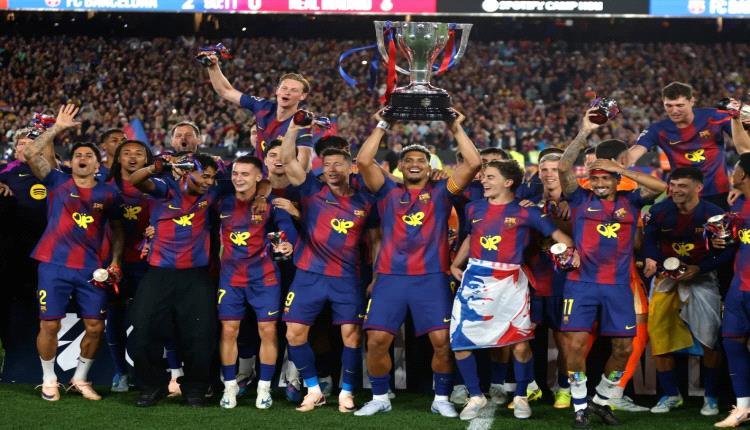 برشلونة يحسم الكلاسيكو ويظفر بلقب الليجا
