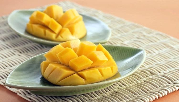 ماذا يحدث لمستوى السكر في الدم عند تناول المانغو بانتظام؟