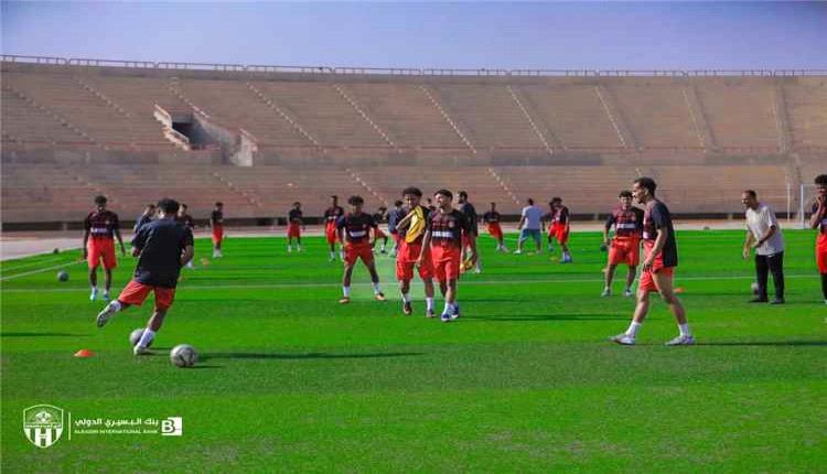 شعب حضرموت يُكمل استعداداته لمواجهة سلام الغرفة بطموح مواصلة الصدارة