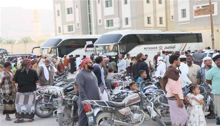 انطلاق 133 حاجًا من سيئون إلى المشاعر المقدسة عبر وكالتي روضة الحرمين والشامل
