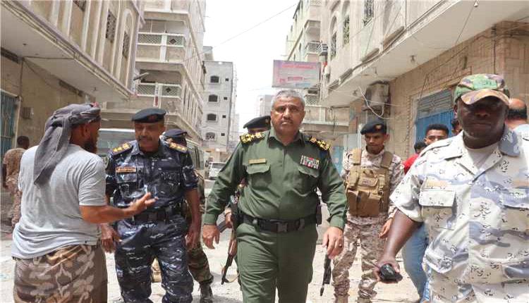 حملة أمنية بالمكلا تُنهي انتشار أسواق القات داخل الأحياء السكنية