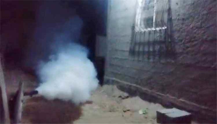 استمرار حملة الرش الضبابي في خور مكسر للحد من انتشار الحميات