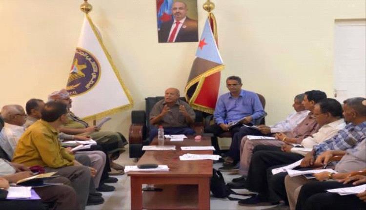 مجلس المستشارين يدعو لتعزيز الوحدة الإعلامية والاجتماعية في الجنوب