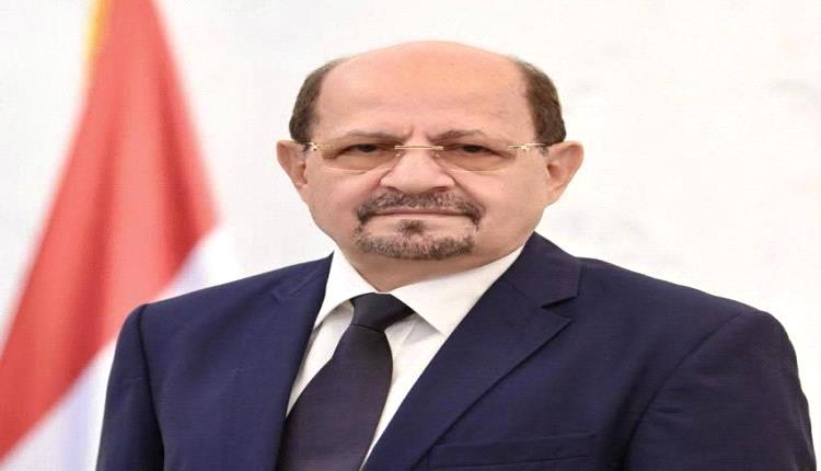 دعوات لتقشف حكومي صارم قبل أي رفع للدولار الجمركي في اليمن