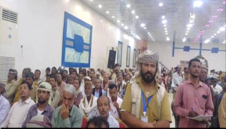 انطلاق اجتماع موسّع لقيادات المجلس الانتقالي في أبين