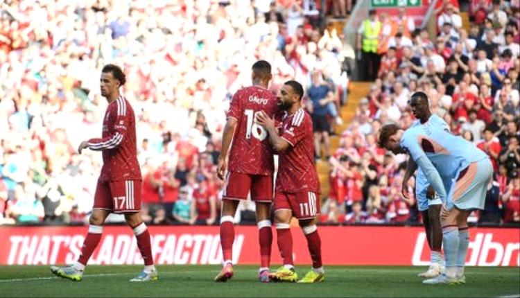 محمد صلاح يودّع ليفربول بإنجاز تاريخي ويتجاوز رقم جيرارد
