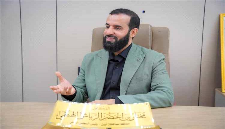 محافظ أبين يقدّم دعمًا عيدياً للصحفيين والعولقي يشيد بالمبادرة الإنسانية