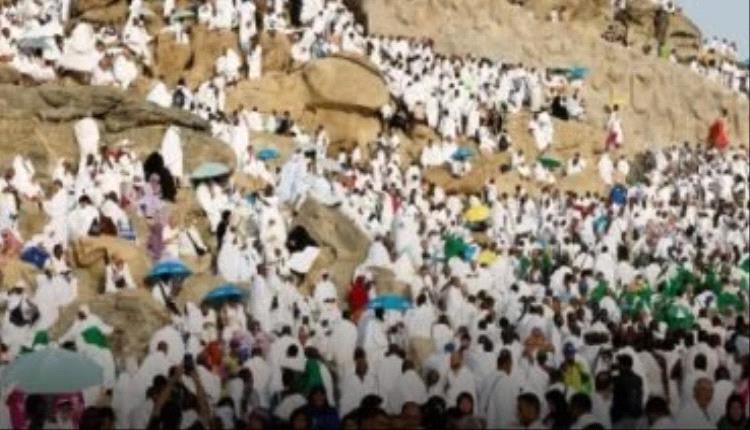 مركز الأرصاد بالسعودية يحذر من التعرض المباشر للشمس مع ارتفاع الحرارة على عرفات