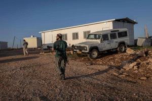 مستوطنون يهاجمون منازل فلسطينيين في الخليل بالضفة الغربية