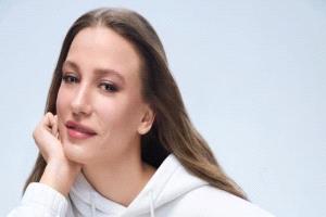 تحقيقات مخدرات في إسطنبول تطال ممثلة تركية شهيرة ضمن حملة موسعة على المشاهير