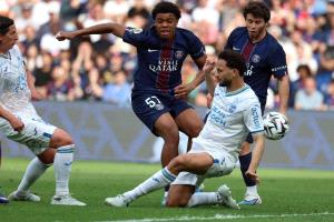 الدوري الفرنسي.. سان جيرمان يتعادل مع لوريان ويؤجل تتويجه باللقب