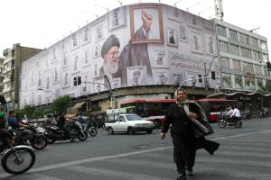 الحرس الثوري يتوعّد بتوسيع النزاع إلى خارج المنطقة حال استئناف الحرب