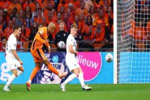 كومان يؤجل إعلان قائمة هولندا لكأس العالم بسبب الإصابات