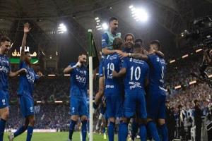 الهلال يتوج بكأس الملك للمرة العاشرة بعد نهائي مثير أمام الخلود