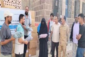 سلطة الشعيب تشيد بمبادرات إنسانية لدعم المعلمين والأسر المتضررة في 16 مدرسة بالمديرية