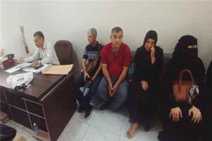 بتوجيهات المحافظ بن ياسر.. لجنة ميدانية تبدأ صرف رواتب الأطباء الأخصائيين في المهرة