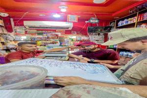 حملة رقابية في مديرية صيرة بعدن تضبط مخالفات في الأسعار وتتوعد المتلاعبين