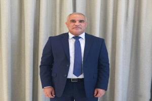 وزير التربية في عدن يهنئ كوادر التعليم بمناسبة عيد العمال العالمي