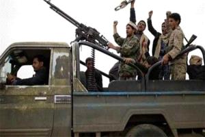 مسلحون حوثيون يقتحمون عرسًا في حجة ويحتجزون مقربين من العريس