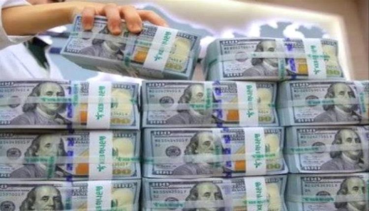 العراق يتسلم شحنة جديدة من الدولار النقدي ضمن تفاهم مع واشنطن