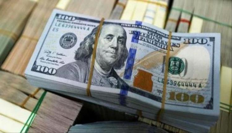 الدولار يصعد لأعلى مستوى في 3 أشهر بدعم من ارتفاع عوائد السندات