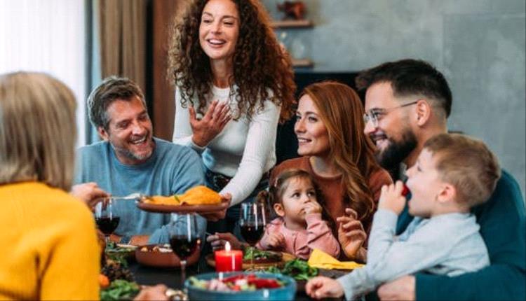 أزمة السكن تدفع الشباب الأميركي للبقاء مع أسرهم حتى الثلاثينيات
