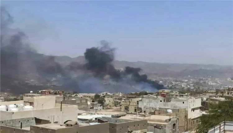 مقتل رضيع وإصابة طفل بقصف حوثي على منطقة الضباب غربي تعز
