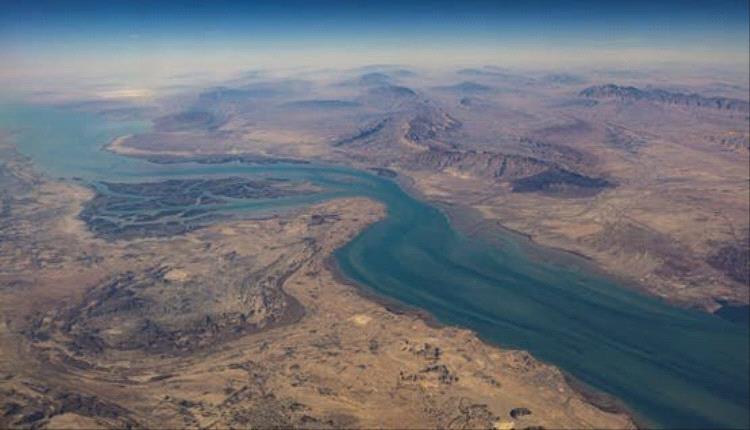 انفجارات في جزيرة قشم الإيرانية وسط تصاعد التوتر في مضيق هرمز