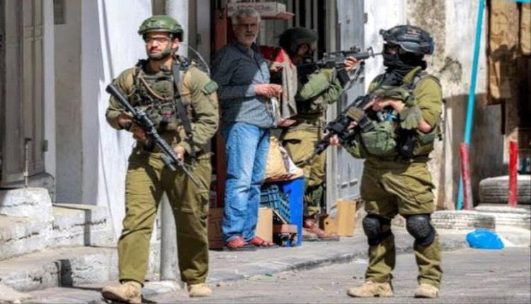 إصابة فلسطينيين في خان يونس بنيران الاحتلال