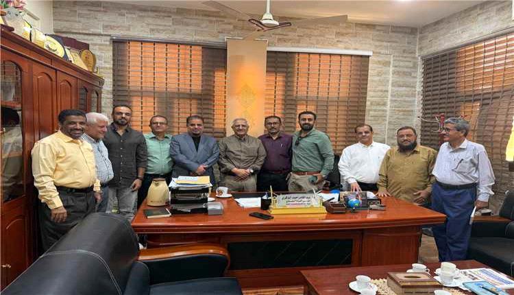 طلبة الدكتوراه التنفيذي بجامعة عدن يطلعون ميدانياً على منظومة العمل الدوائي