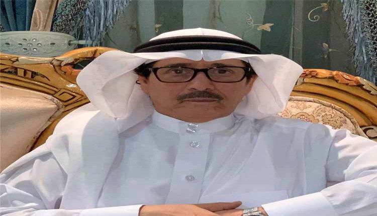 كاتب سعودي يحذر من أي وساطة لإنقاذ الحوثيين ويدعو إلى مواصلة الضغط