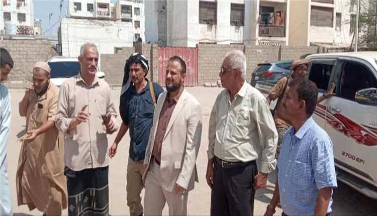 اليزيدي يوجّه بإنشاء ملعب شعبي لخدمة شباب حي نجوى مكاوي بالمنصورة