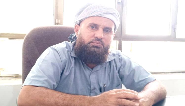غرفة لحج التجارية تدعو إلى توحيد آلية تحصيل رسوم التراخيص