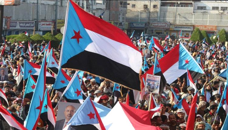 التفاف شعبي واسع خلف المجلس الانتقالي الجنوبي وتمسك باستعادة الدولة