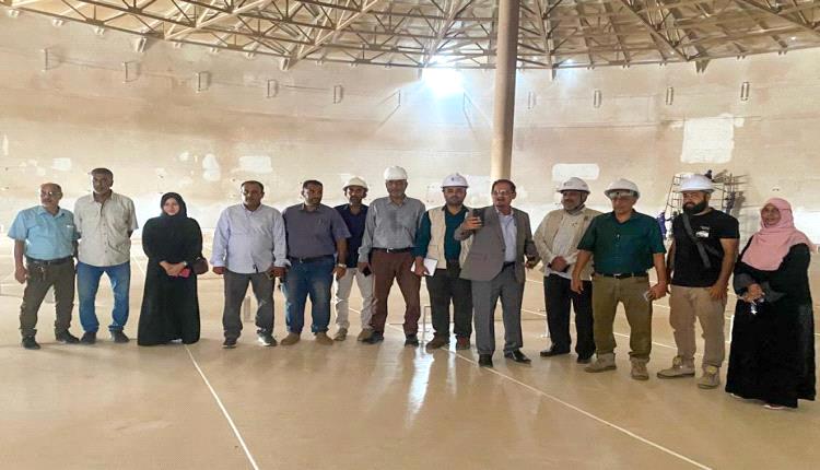 العاصمة عدن.. الشعبي وحداد يتفقدان اللمسات الأخيرة لخزان مياه البرزخ