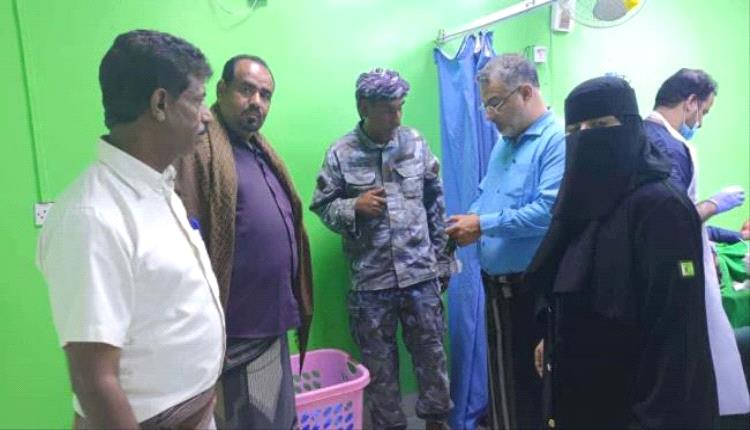 وفد من المجلس الانتقالي الجنوبي العربي يتفقد جرحى هجوم شبوة في مستشفيات المكلا