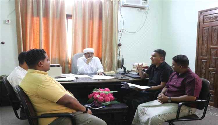 عميد كلية المجتمع بالشحر يبحث مع وكيل وصية الراشد احتياجات الكلية وفرص دعمها
