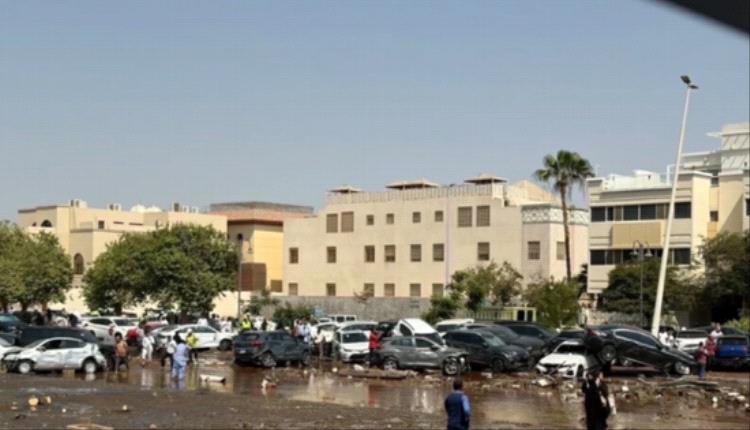 أمير مكة يوجّه بتشكيل لجنة للتحقيق في انهيار خزان مياه بجدة