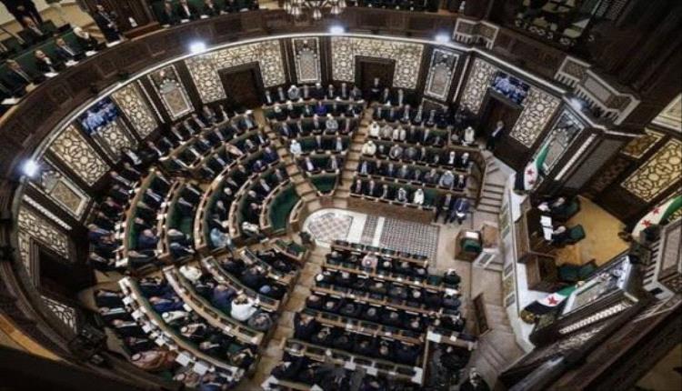 صربيا تصوّت في انتخابات برلمانية مبكرة وسط تحدٍ متصاعد لحكم فوتشيتش