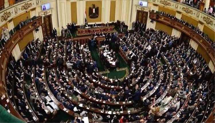 البرلمان المصري يناقش تفويض السيسي بإرسال قوات عسكرية إلى السعودية لمواجهة هجمات الحوثيين