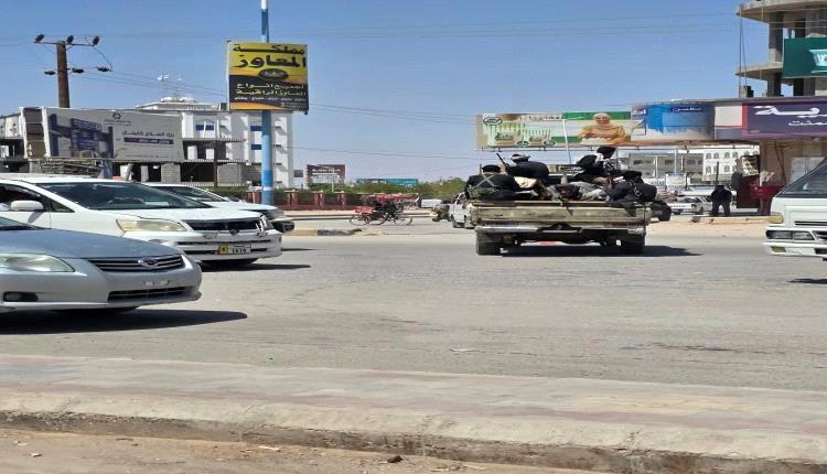 إطلاق نار كثيف وسط عتق يستهدف صالوناً مدرعاً